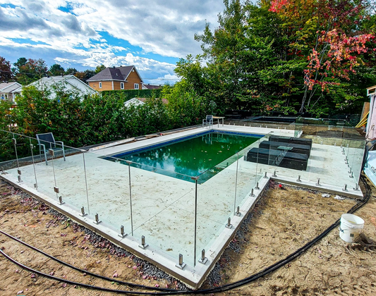 Tempered Glass 12 46 38 - Pool Fence